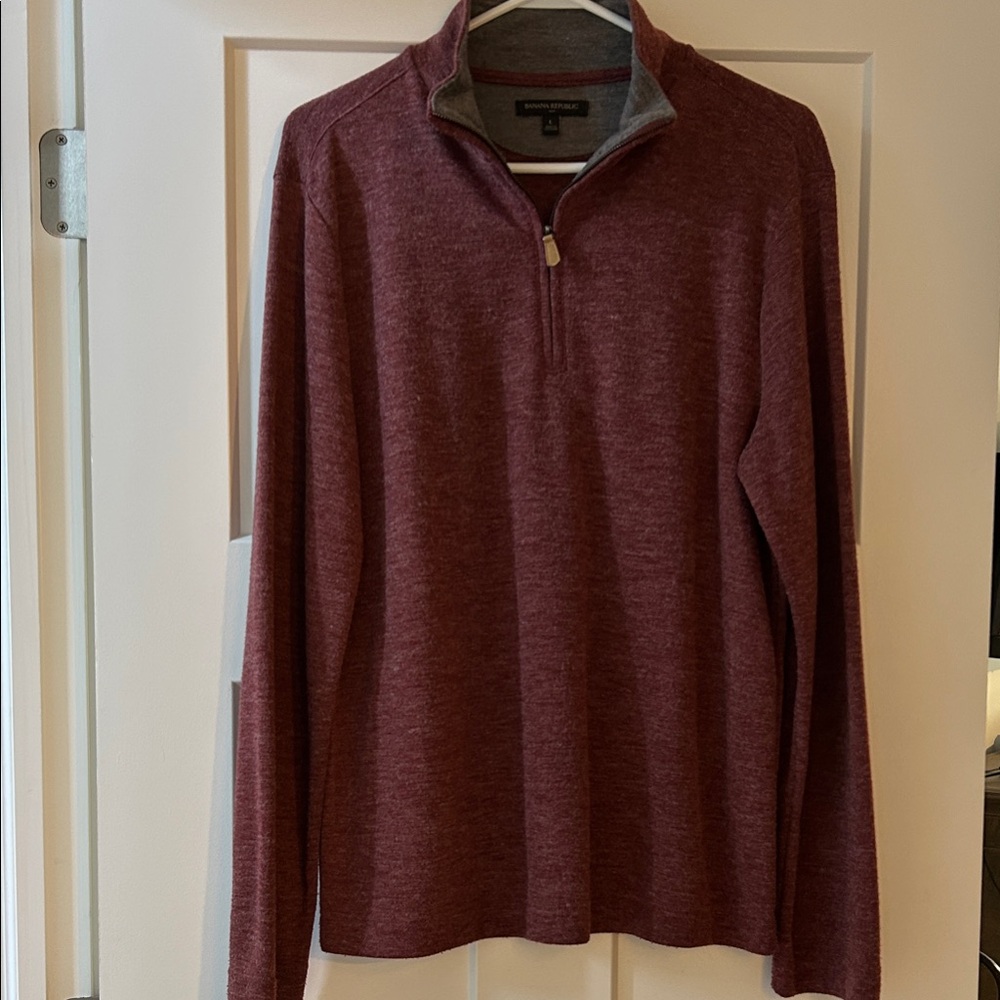 Banana Republic Men's Maroon Zip-Up Sweater